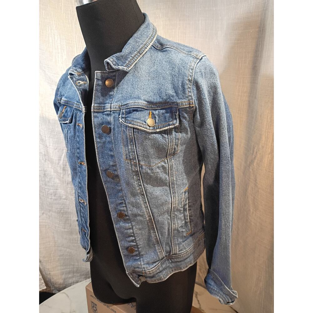 Universal Thread Jean Jacket Size M - Picture 2 of 12